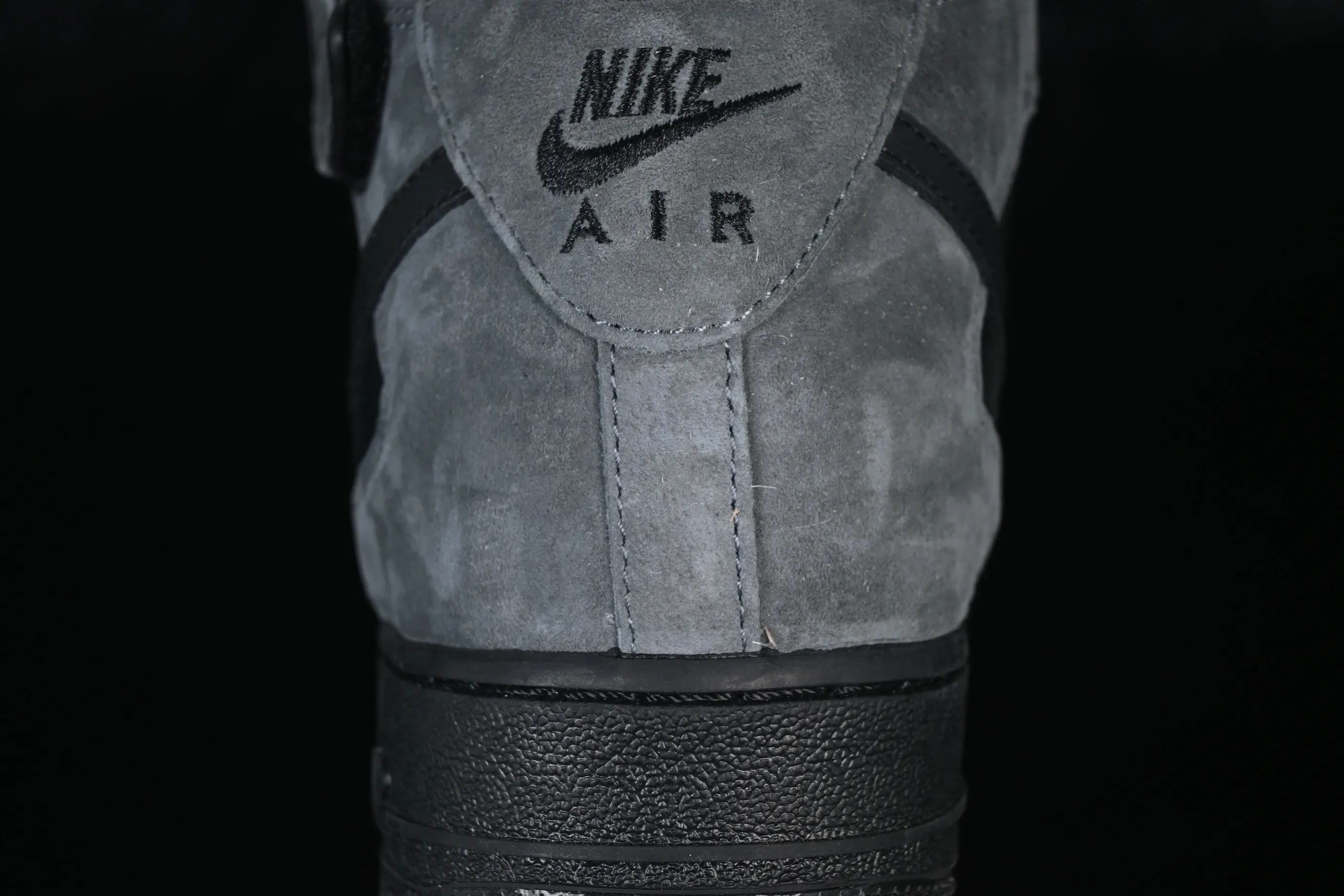 All categories Nk Air Force 1 Air Force series Nk Air Force 1 Mid Air Force mid-top Nike Air Force 1'07 Mid official custom autumn and winter new Air Force One mid-top casual sneakers ZH0316-167